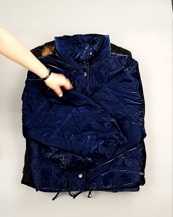 Фотография  524 - Верхняя одежда AMAZON жен 015#10 кг, ЛОТ №7714 оптом в Калуге и Калужской области