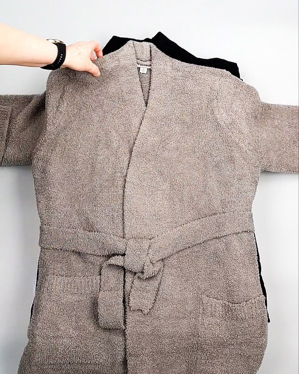 Фотография  637 - Кардиганы СТОК CAN 084#7 кг, ЛОТ №7671 оптом в Калуге и Калужской области