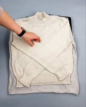 Фотография  809 - Джемпера СТОК CAN 084#7 кг, ЛОТ №7649 оптом в Калуге и Калужской области