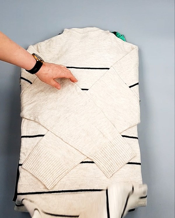 Фотография  872 - Платья СТОК CAN зима 084#7 кг, ЛОТ №7826 оптом в Калуге и Калужской области