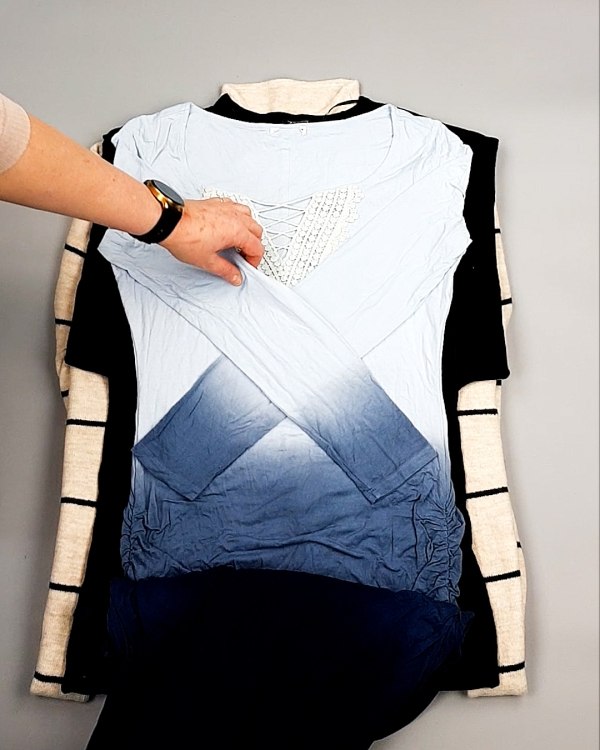 Фотография  829 - Платья СТОК CAN зима 084#7 кг, ЛОТ №7695 оптом в Калуге и Калужской области