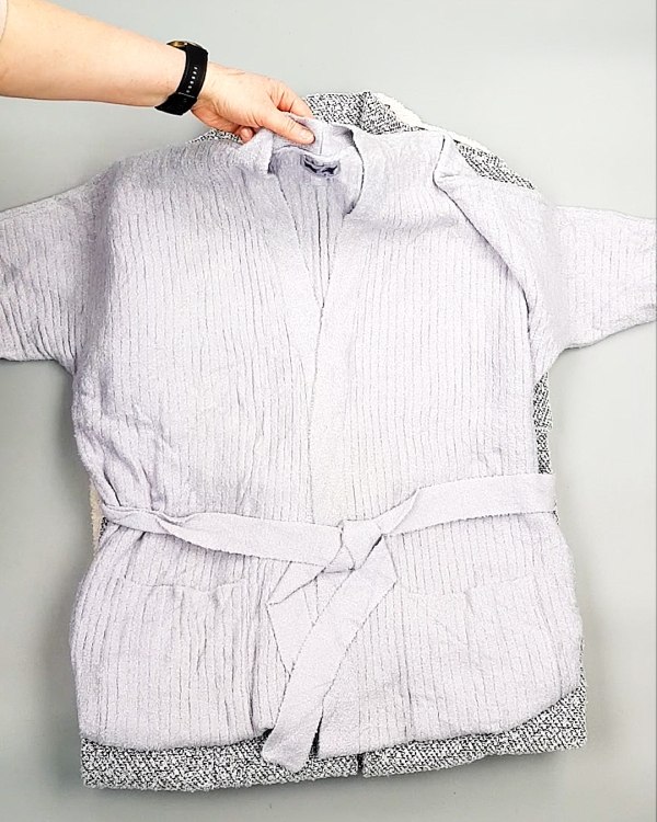 Фотография  751 - Кардиганы СТОК CAN 084#7 кг, ЛОТ №7671 оптом в Калуге и Калужской области