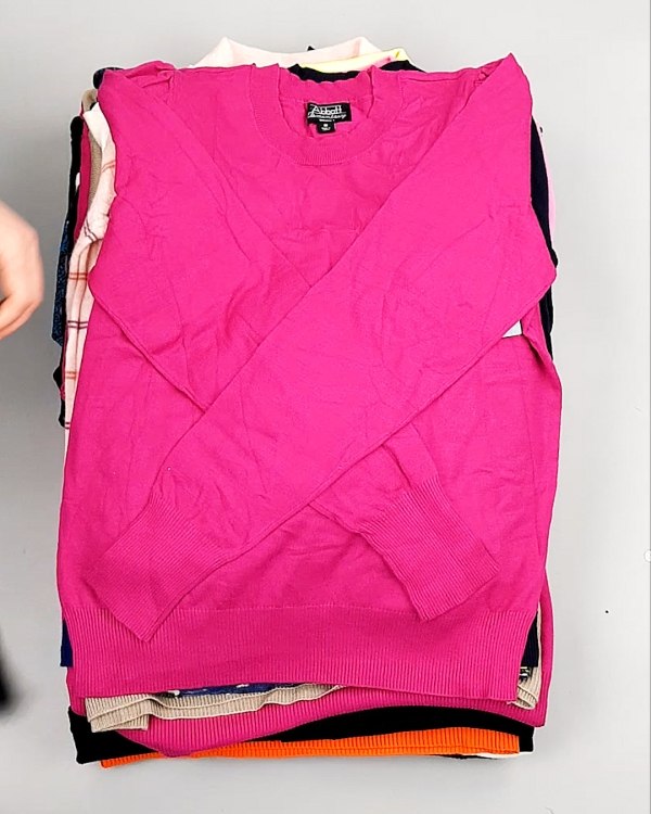 Фотография  645 - Джемпера легкие СТОК CAN 084#7 кг оптом в Калуге и Калужской области