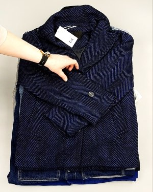 Фотография  705 - Ветровки м/ж C&A 025#10 кг, ЛОТ №7865 оптом в Калуге и Калужской области