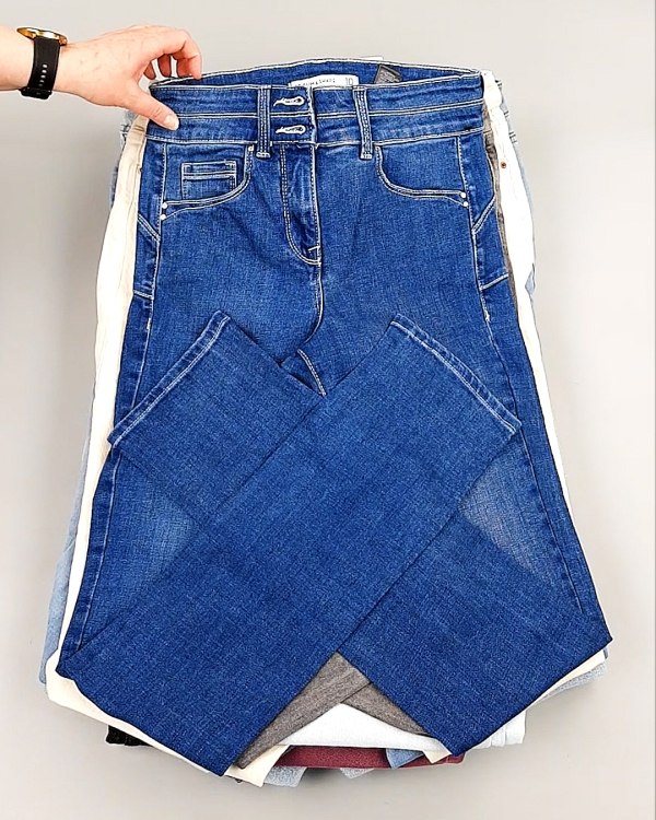 Фотография  704 - Джинсы NEXT Women#10 кг, ЛОТ №8034 оптом в Калуге и Калужской области