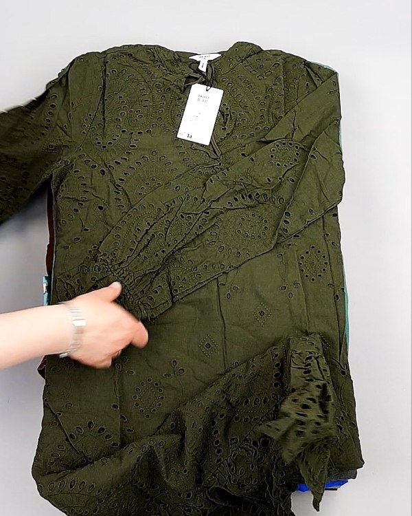 Фотография  989 - Платья Bestseller+DK Summer 035#5 кг, ЛОТ №8058 оптом в Калуге и Калужской области