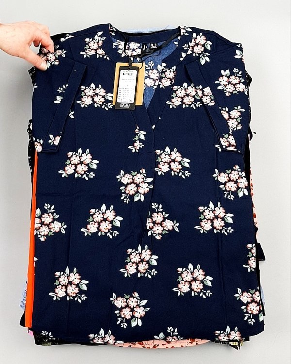 Фотография  380 - Блузки Bestseller 44#5 кг оптом в Калуге и Калужской области