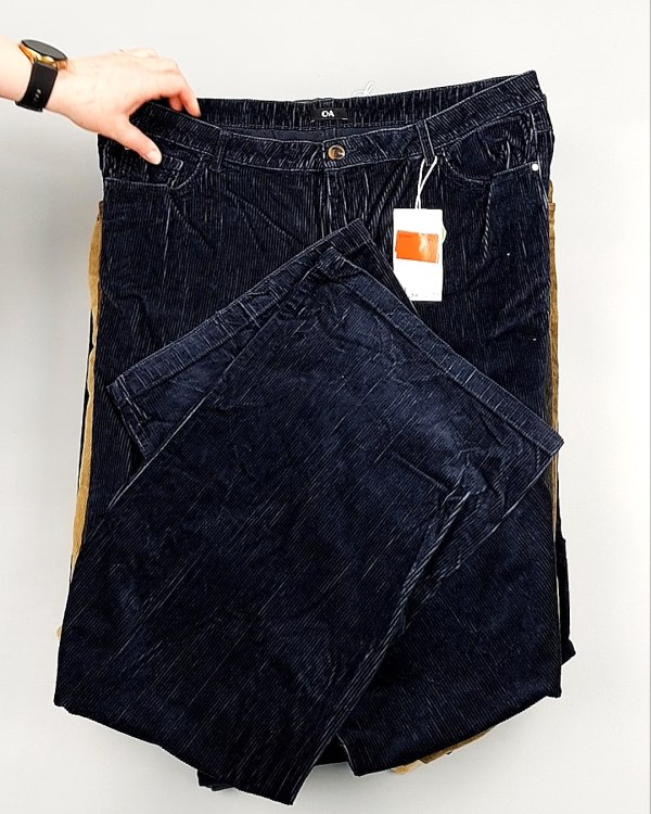 Фотография  490 - Брюки вельветовые м/ж C&A 025#10 кг, ЛОТ №7902 оптом в Калуге и Калужской области