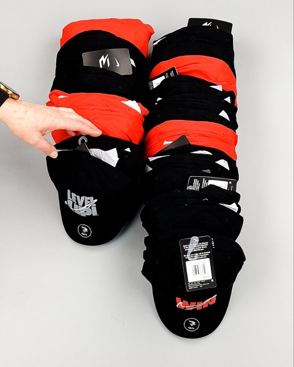 Фотография  620 - Кепки детские CAN 084#5 кг, ЛОТ №7964 оптом в Калуге и Калужской области