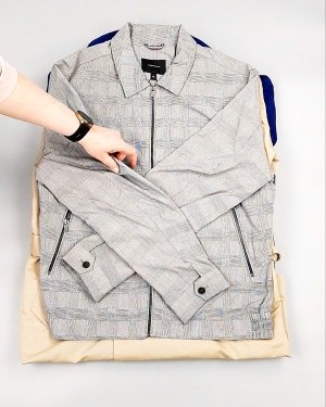 Фотография  216 - Ветровки м/ж C&A 025#10 кг, ЛОТ №7864 оптом в Калуге и Калужской области