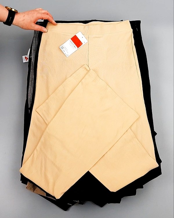 Фотография  167 - Брюки женские лето C&A 025#10 кг оптом в Калуге и Калужской области