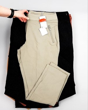 Фотография  867 - Брюки женские лето C&A 025#10 кг, ЛОТ №7893 оптом в Калуге и Калужской области