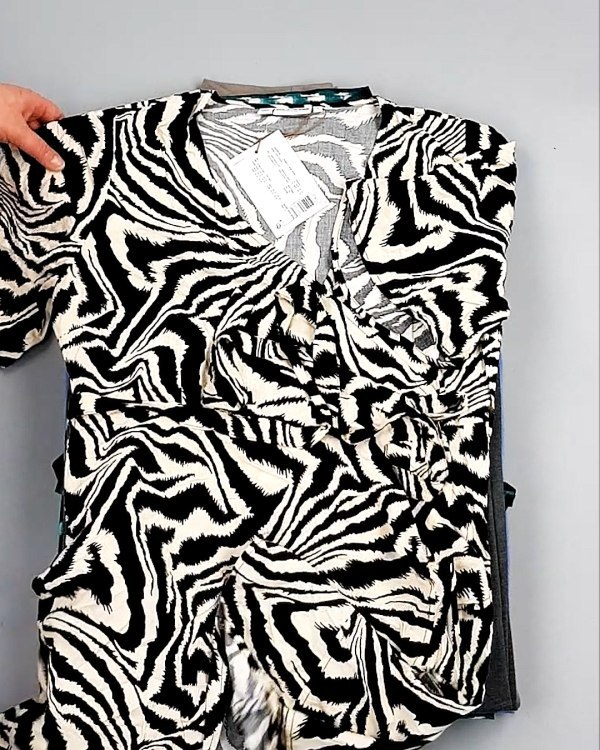 Фотография  746 - Платья Bestseller+DK Summer 035#5 кг, ЛОТ №8059 оптом в Калуге и Калужской области