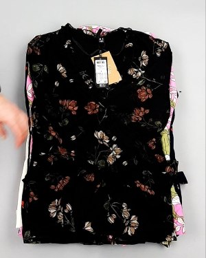 Фотография  121 - Блузки Bestseller 44#5 кг оптом в Калуге и Калужской области