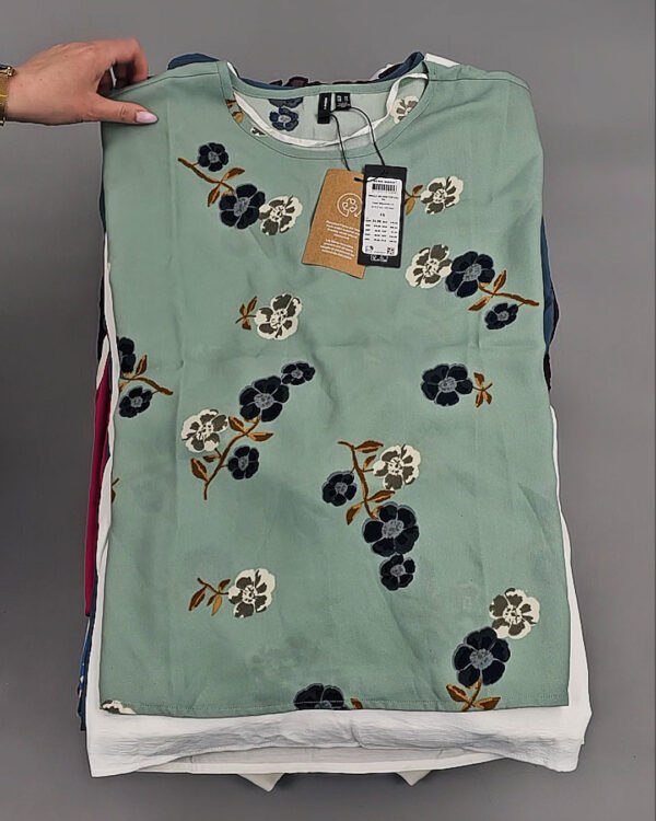 Фотография  944 - VERO MODA  Summer mix 045#13 кг, ЛОТ №8444 оптом в Калуге и Калужской области