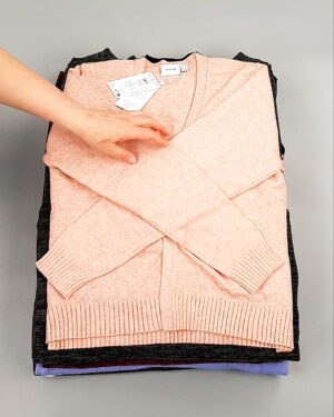 Фотография  108 - Джемпера легкие Bestseller+DK 035#7 кг, ЛОТ №8252 оптом в Калуге и Калужской области