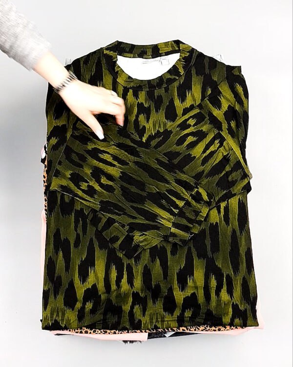 Фотография  470 - Bestseller+DK Summer mix 035#15 кг, ЛОТ №8233 оптом в Калуге и Калужской области