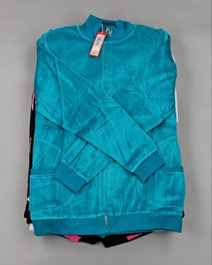 Купить Спортивные костюмы  AD83#4 шт, ЛОТ №8637 оптом в Калуге и Калужской области