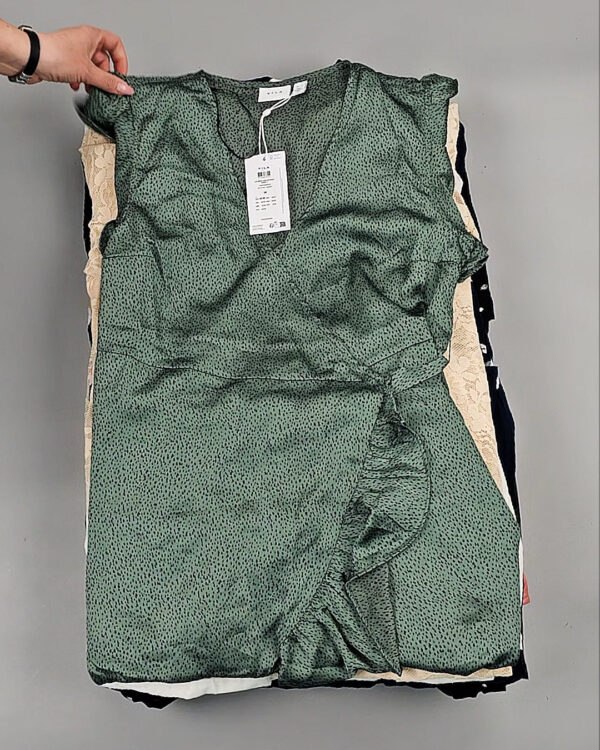 Фотография  870 - Платья VILA Summer 045#5 кг, ЛОТ №8618 оптом в Калуге и Калужской области