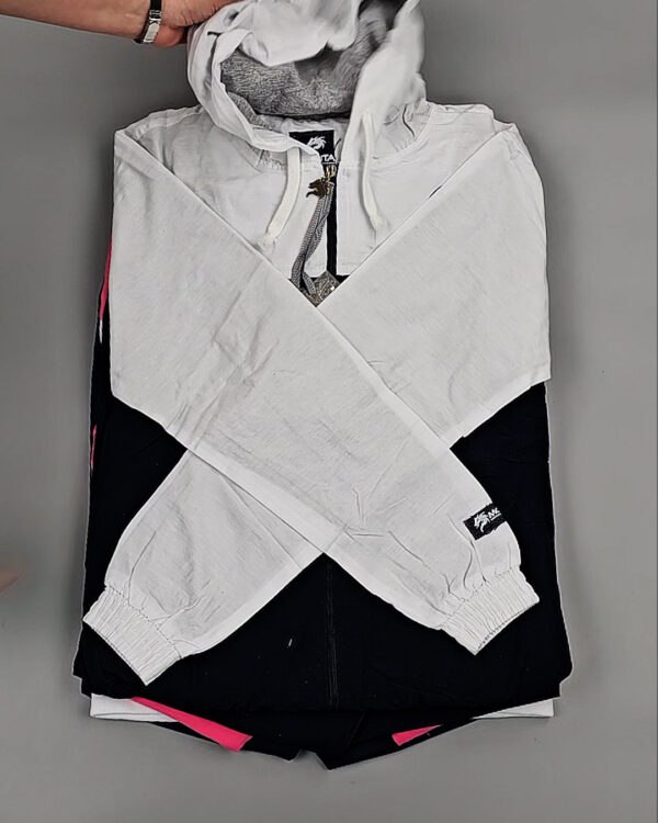 Фотография  481 - Спортивные костюмы  AD83#4 шт, ЛОТ №8637 оптом в Калуге и Калужской области