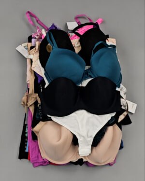 Купить Купальники Nordstrom 124#2,8 кг, ЛОТ №8490 оптом в Калуге и Калужской области