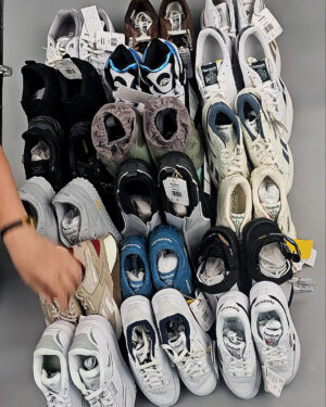 Фотография  830 - Кроссовки Reebok#23 шт, ЛОТ №8896 оптом в Калуге и Калужской области