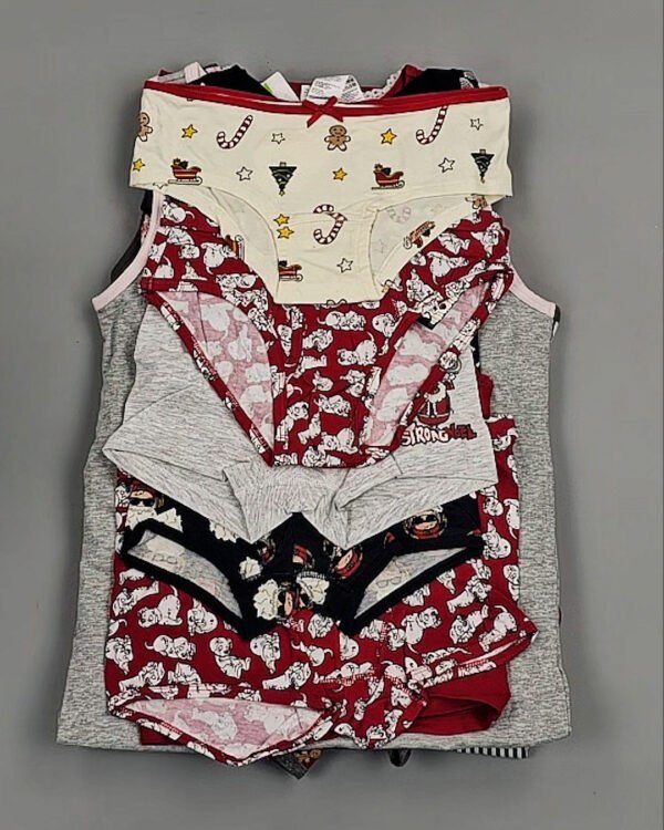 Фотография  413 - Нижнее белье CALZEDONIA дети#40 шт, ЛОТ №8826 оптом в Калуге и Калужской области