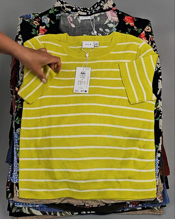 Фотография  902 - Блузки+Джемпера Bestseller Summer 045 B#8,5 кг, ЛОТ №9041 оптом в Калуге и Калужской области