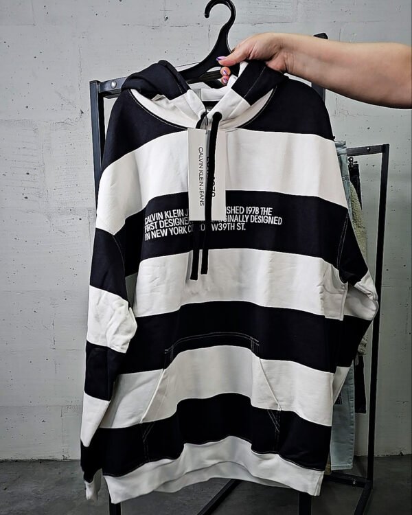 Фотография  135 - LACOSTE, CALVIN KLEIN, TOMMY HILFIGER, GUESS + 075#20 шт, ЛОТ №9072 оптом в Калуге и Калужской области