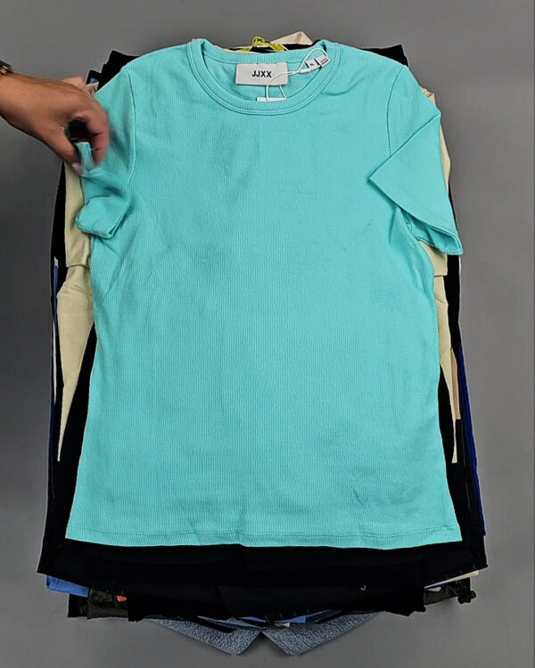 Фотография  621 - JACK JONES Women mix 075 #15 кг, ЛОТ СТ-9183 оптом в Калуге и Калужской области