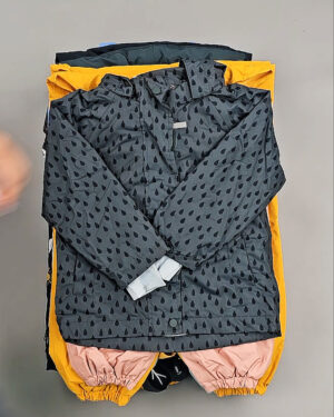 Фотография  182 - Верхняя одежда TCM kids зима 104#5 кг, ЛОТ СТ-9334 оптом в Калуге и Калужской области