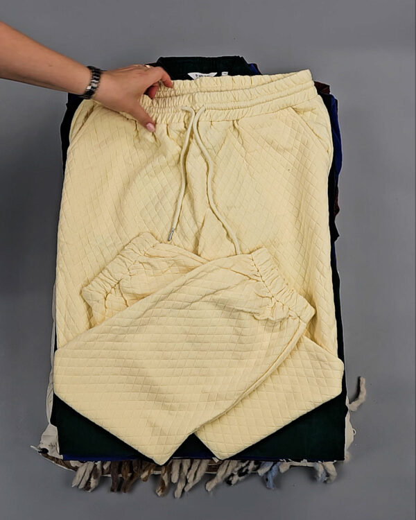 Фотография  910 - B.YOUNG Winter mix 104#15 кг, ЛОТ СТ-9196 оптом в Калуге и Калужской области