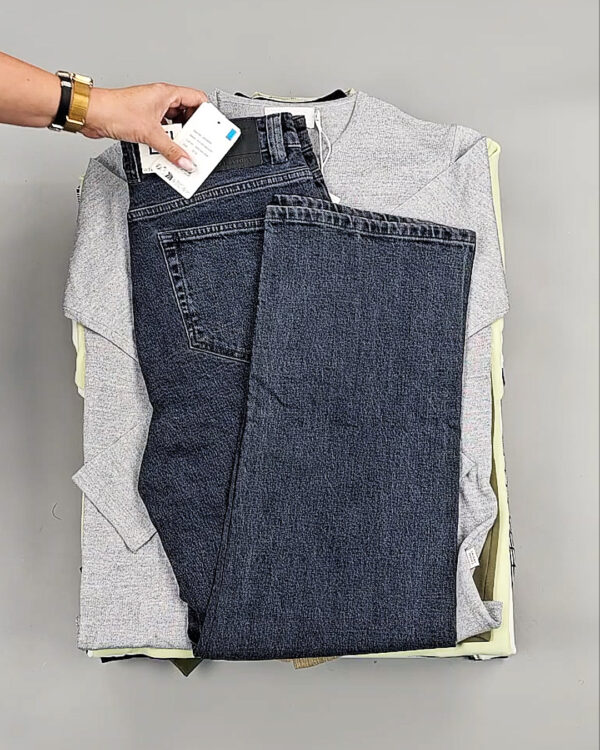 Фотография  536 - CASUAL FRIDAY Summer 075#15,6 кг, ЛОТ № СТ-9273 оптом в Калуге и Калужской области