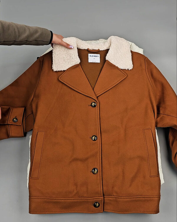 Фотография  824 - Верхняя одежда женская CAN 104#15 кг, ЛОТ СТ-9351 оптом в Калуге и Калужской области