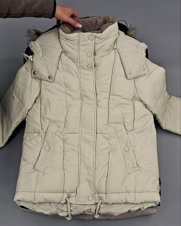 Фотография  384 - Верхняя одежда женская CAN 104#15 кг, ЛОТ СТ-9350 оптом в Калуге и Калужской области