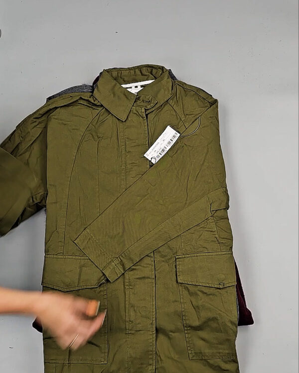 Фотография  126 - Верхняя одежда Корея 085#15 кг, ЛОТ № СТ-9246 оптом в Калуге и Калужской области