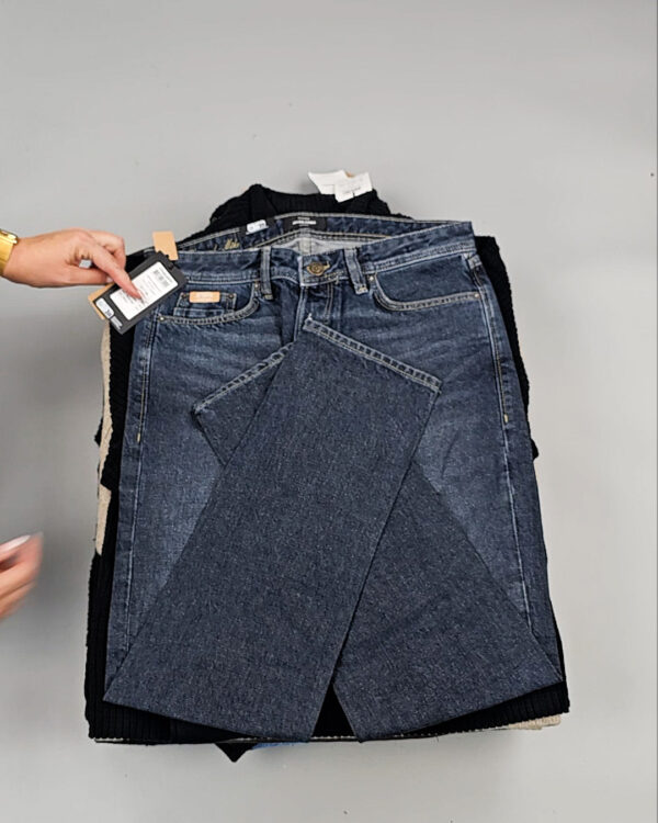 Фотография  885 - JACK JONES Men Winter mix 075#20 кг, ЛОТ № СТ-9266 оптом в Калуге и Калужской области