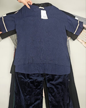 Купить Комплекты жен Корея 085#5 кг, ЛОТ СТ-9574 оптом в Калуге и Калужской области