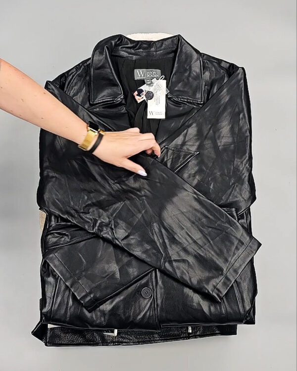 Фотография  654 - Ветровки женские CAN 104#11,5 кг, ЛОТ СТ-9402 оптом в Калуге и Калужской области