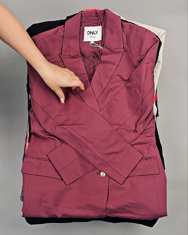 Фотография  412 - Жакеты DK+Bestseller 085#11 кг, ЛОТ СТ-9479 оптом в Калуге и Калужской области