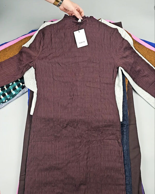 Фотография  431 - B.YOUNG Winter mix 104#15 кг, ЛОТ СТ-9599 оптом в Калуге и Калужской области