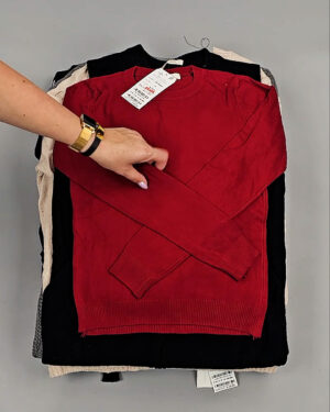 Фотография  217 - Джемпера Корея 085#7 кг, ЛОТ СТ-9415 оптом в Калуге и Калужской области