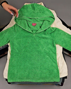 Фотография  698 - Флис#20 кг, ЛОТ № СХ-0176 оптом в Калуге и Калужской области