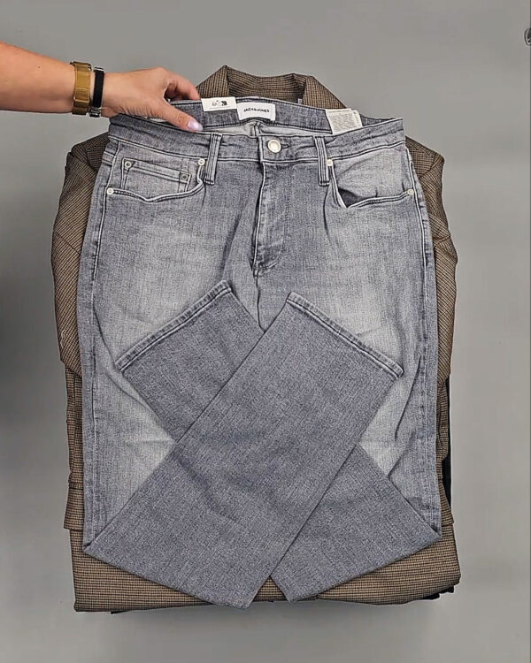 Фотография  384 - JACK JONES Men Winter mix 075#20 кг, ЛОТ № СТ-9443 оптом в Калуге и Калужской области