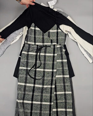 Фотография  955 - Комплекты жен Корея 085#5 кг, ЛОТ СТ-9572 оптом в Калуге и Калужской области