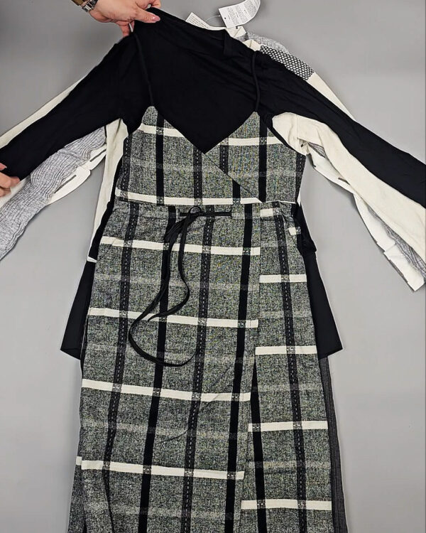 Фотография  958 - Комплекты жен Корея 085#5 кг, ЛОТ СТ-9572 оптом в Калуге и Калужской области