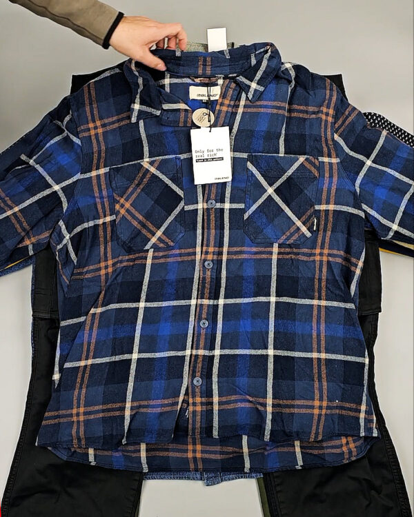 Фотография  846 - BLEND HE Winter 075#20 кг, ЛОТ № СТ-9522 оптом в Калуге и Калужской области