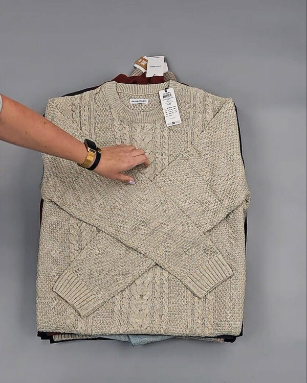 Фотография  662 - JACK JONES Men Winter mix 075#20 кг, ЛОТ № СТ-9442 оптом в Калуге и Калужской области