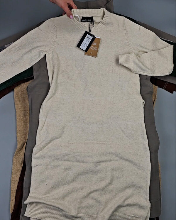 Фотография  488 - Платья Bestseller+DK Winter 035#7 кг, ЛОТ СТ-9916 оптом в Калуге и Калужской области