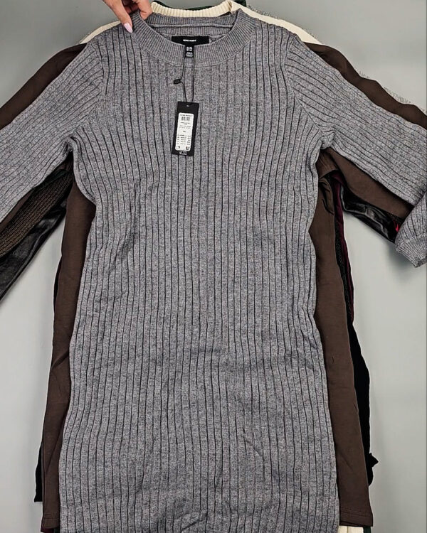 Фотография  967 - Платья Bestseller+DK Winter 035#7 кг, ЛОТ СТ-9919 оптом в Калуге и Калужской области